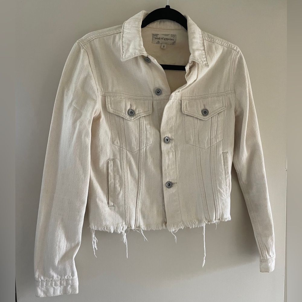 Band of Gypsies Cream Denim Jacket Cropped Frayed Raw Hem Small